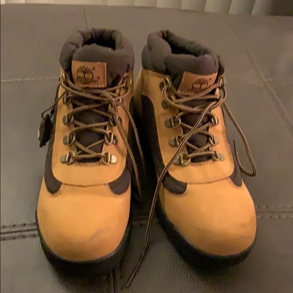 Timberlands Boots (650’s) - Picture 2 of 5